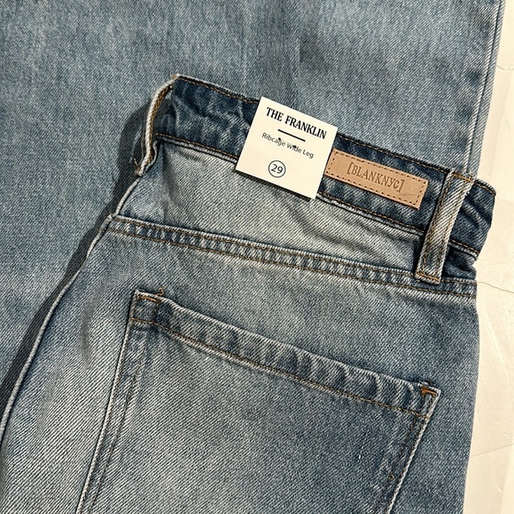 BLANK NYC The Franklin Ribcage Wide Leg Jeans - Picture 12 of 13
